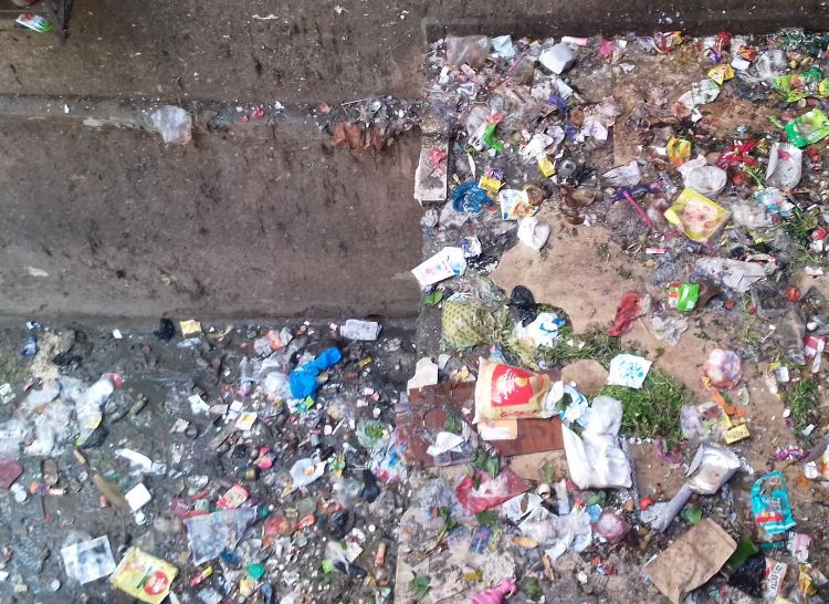 मुंबईत कचऱ्याचे ढिग, सफाई कर्मचाऱ्यांचं आंदोलन