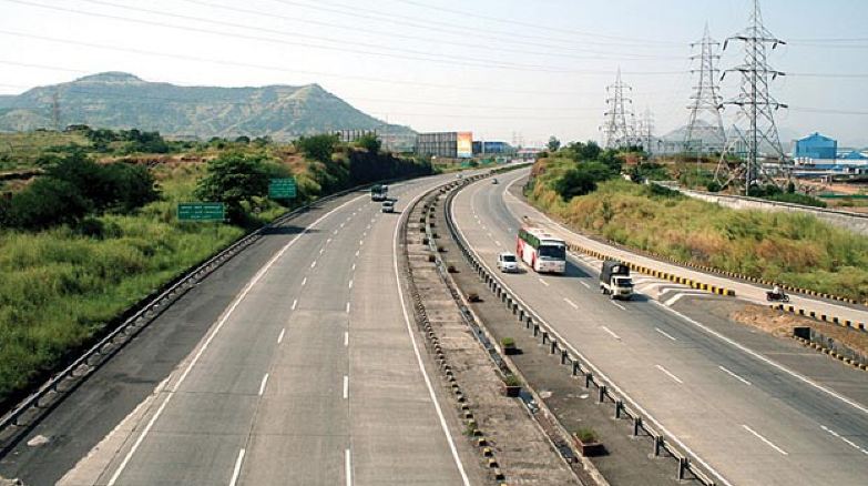 नागपूर-मुंबई महामार्ग बांधणारे कंत्राटदार 'समृद्ध'