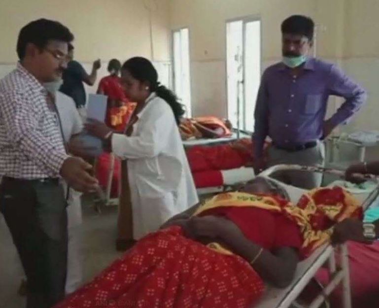 कर्नाटकात प्रसादात विष कालवल्याचा संशय, 11 जणांचा मृत्यू