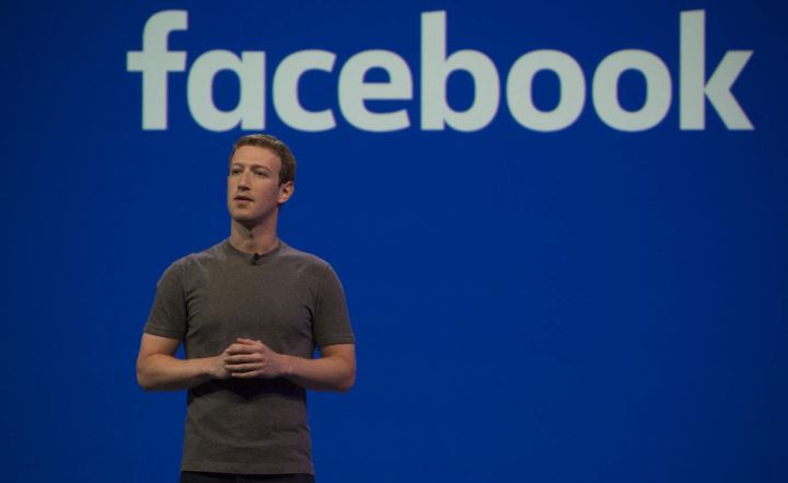 फेक अकाऊंट ओळखण्यासाठी फेसबुक करणार पत्रकारांची भरती