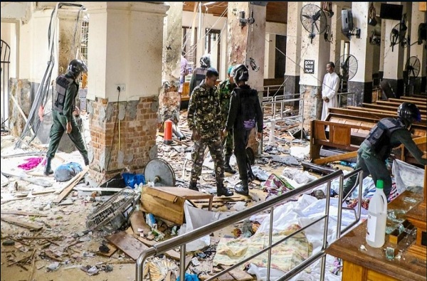 LIVE : बॉम्बस्फोटानं श्रीलंका हादरली, जवळपास 200 जणांचा मृत्यू