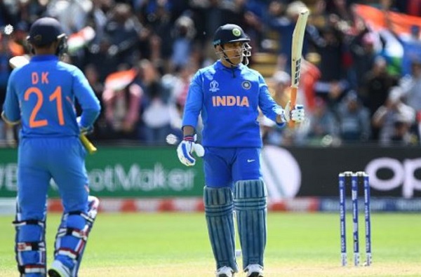 ICC World Cup : भारताचा विजय महत्त्वाचाच, पण धोनीचं शतक त्यापेक्षाही महत्त्वाचं!